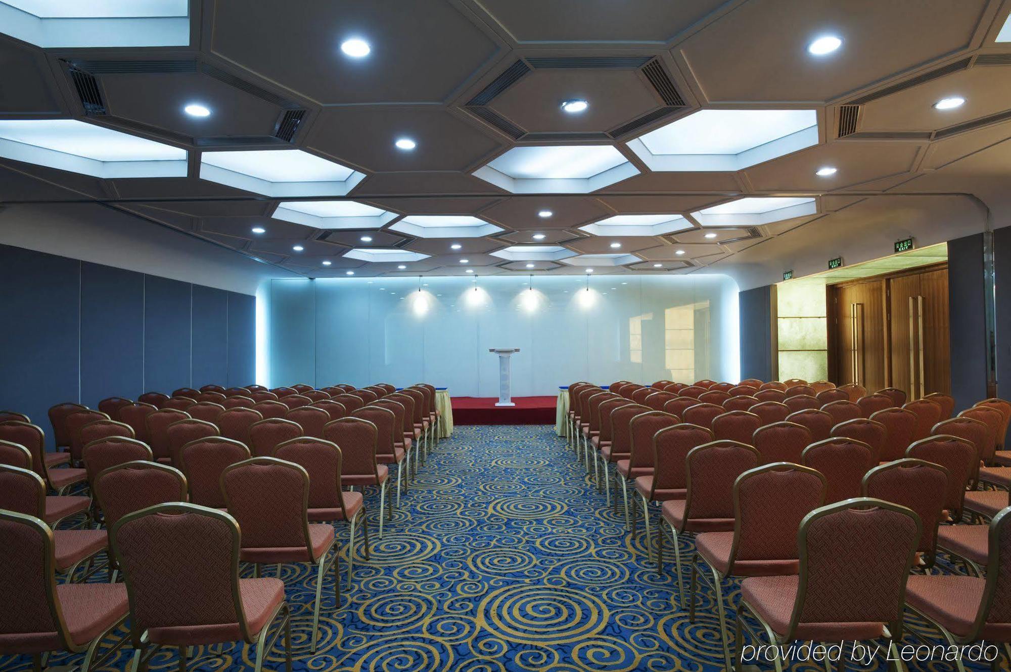 Holiday Inn Express Tianjin Binhai Facilities photo