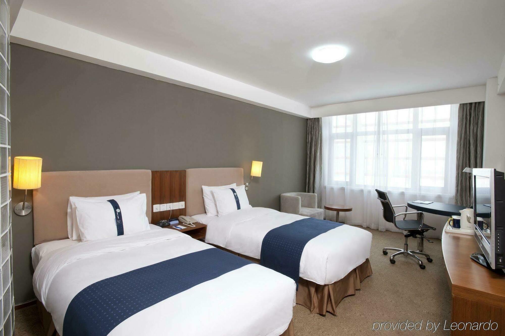 Holiday Inn Express Tianjin Binhai Room photo